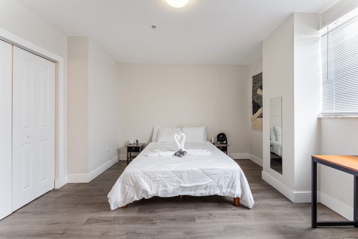 3BR Near Center of Coral Gables | Work & Explore — interior photo 1, Miami vacation rental by Vantage Stays
