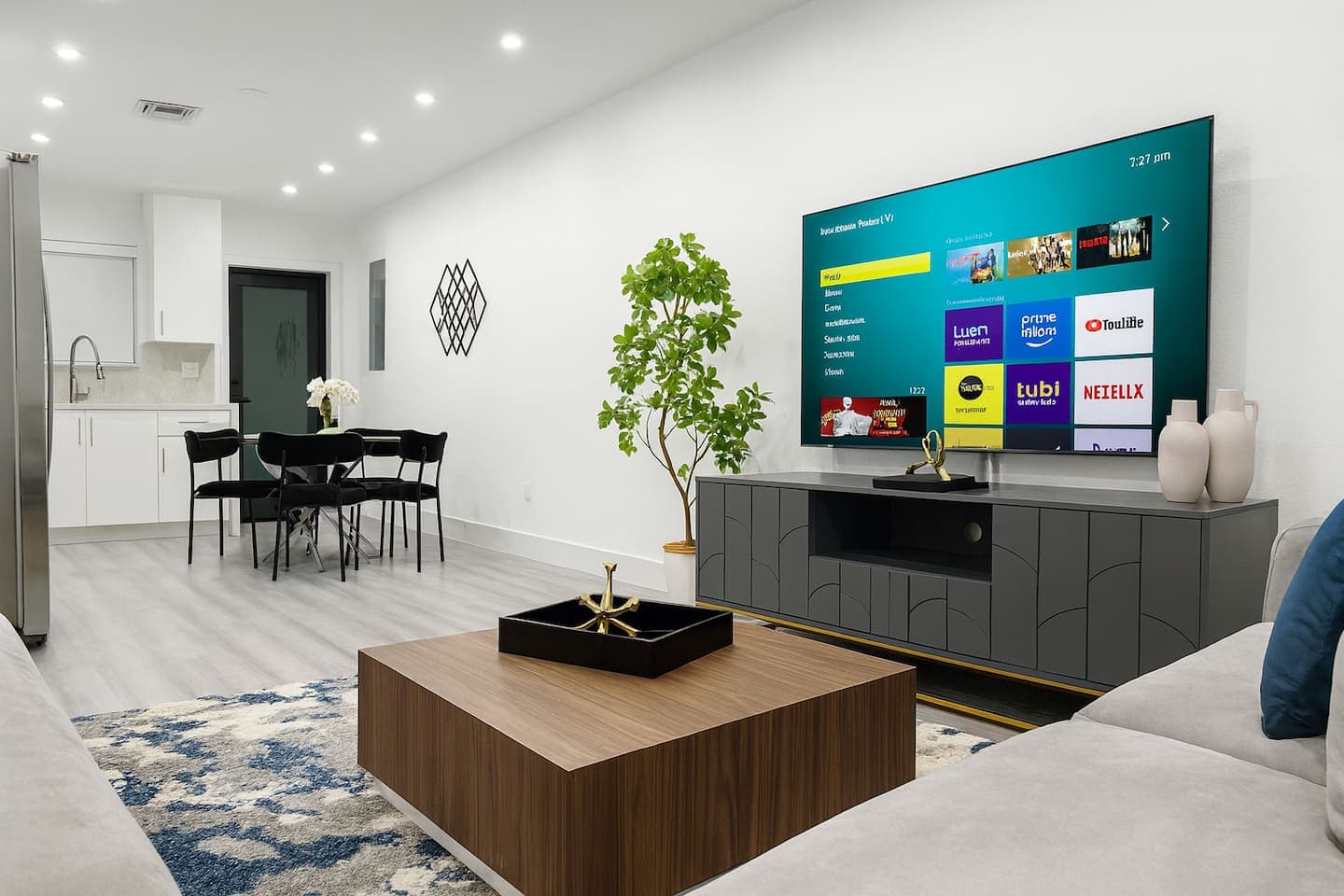 Modern 3BR Home near Calle 8 & Brickell +1GB Wi-Fi — interior photo 1, Miami vacation rental by Vantage Stays