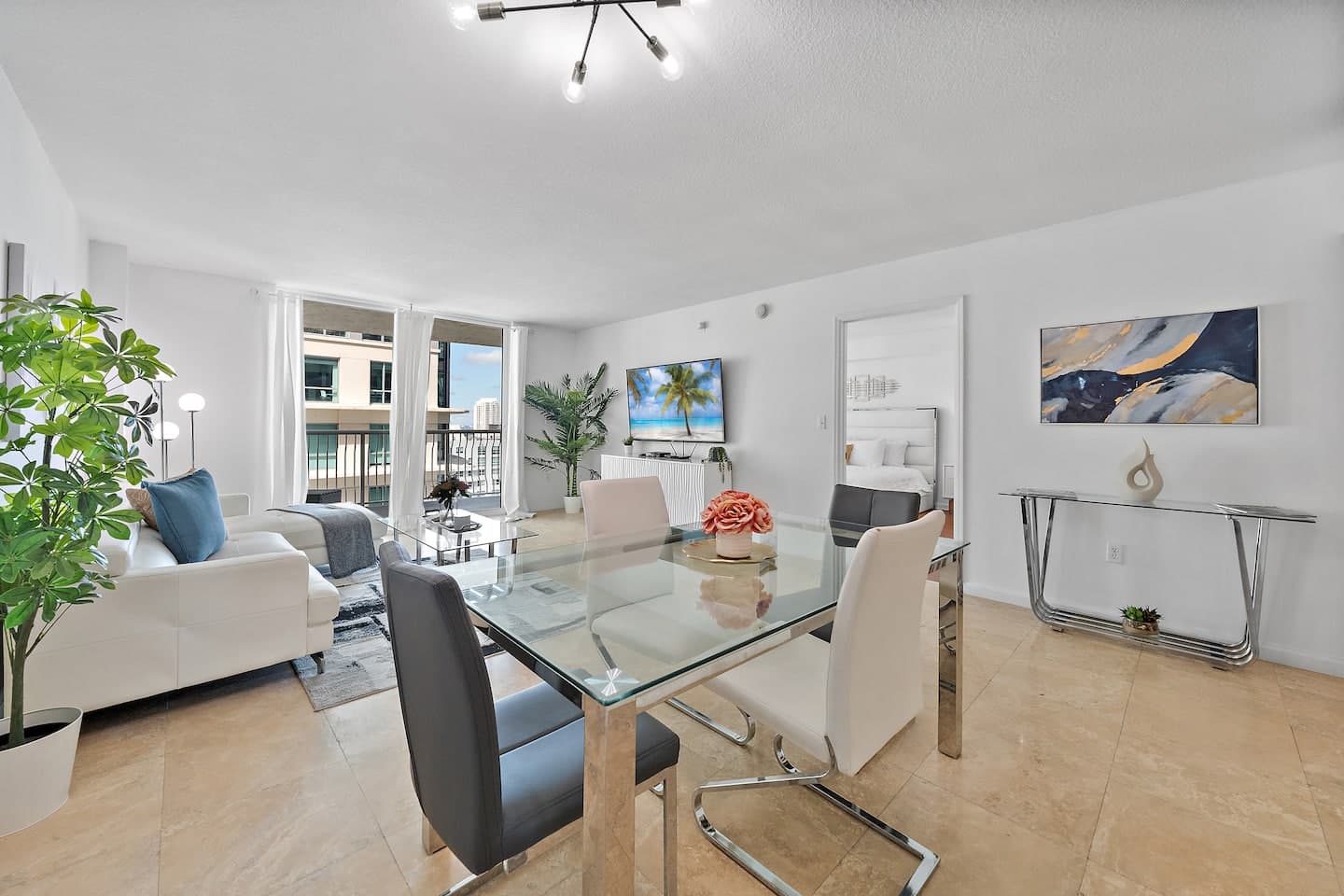 Upscale Brickell 1BR with Pool, Gym & City Views — Miami vacation rental by Vantage Stays