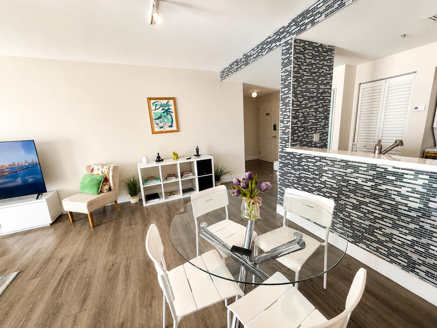3BR Near Center of Coral Gables | Work & Explore — interior photo 1, Miami vacation rental by Vantage Stays